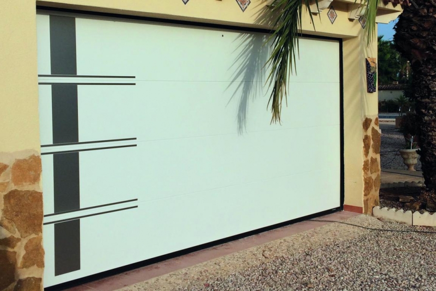 Comment choisir sa porte de garage dans le Gard