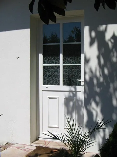 Moussac - 30190 - Pose de portes d'entrée Aluminium sur mesure - Photo 1