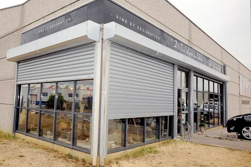 Réalisations Rideaux Grilles Métalliques Nîmes et Alès - Photo 1