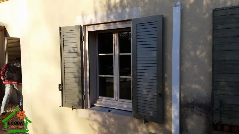 La Calmette - 30190 - Pose de volets coulissants ALU sur mesure - Photo 1