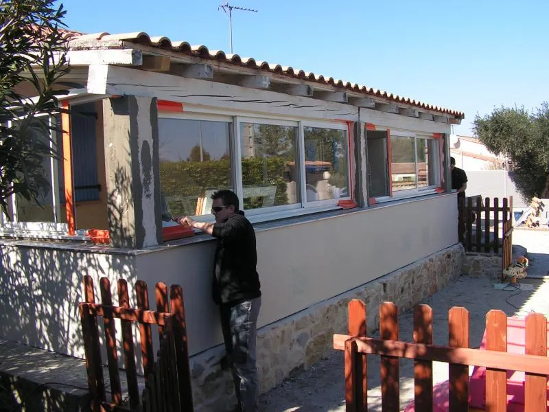 Saint-Geniès-de-Malgoirès - 30190 - Fermeture de terrasse, véranda composée de menuiseries ALU sur mesure - Photo 1