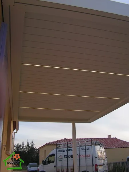 Pose d'une pergola bioclimatique à Auzon (30500) - Photo 6