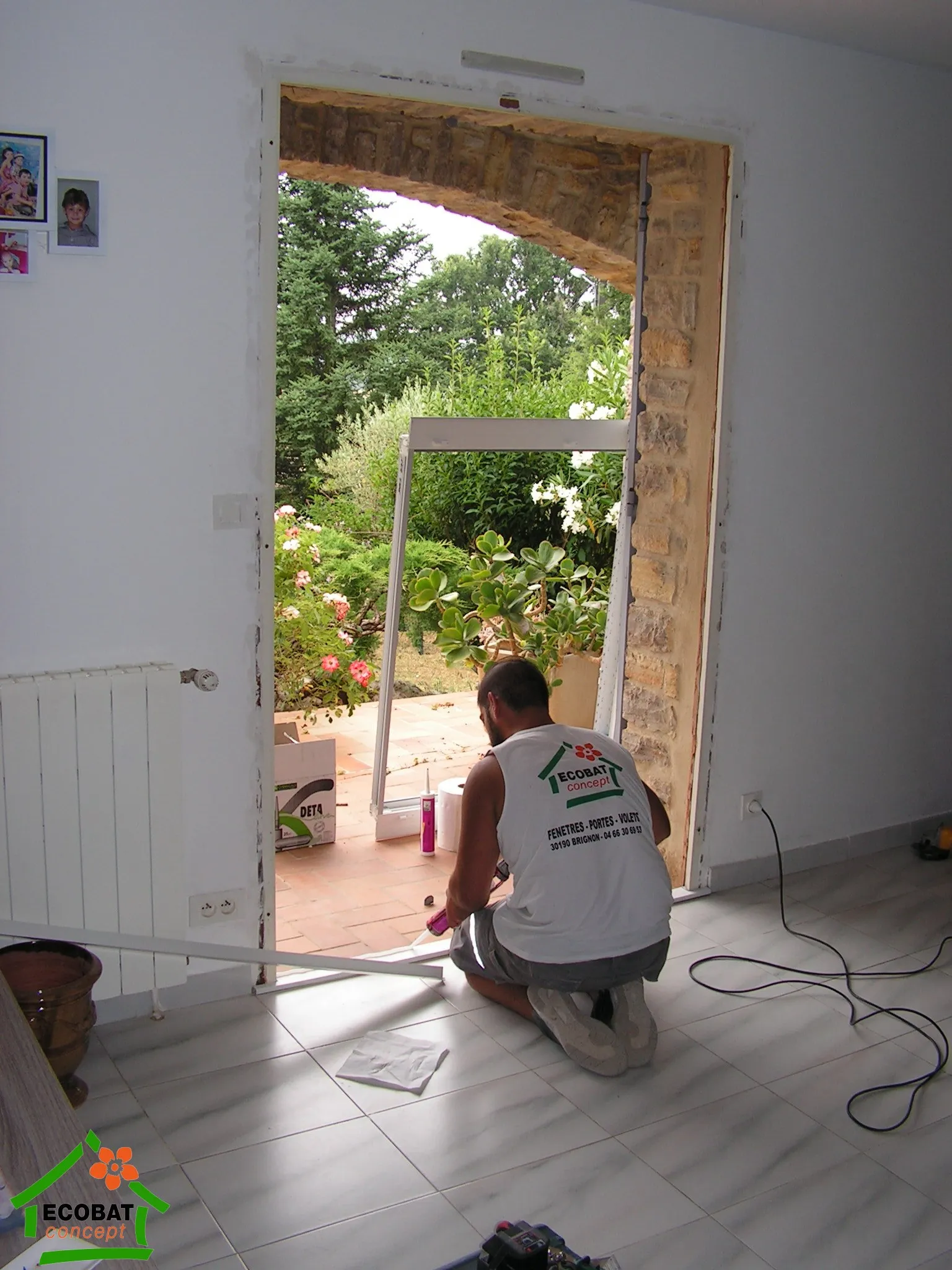 Pose de menuiseries PVC en rénovation sur mesure à Euzet - Photo 4