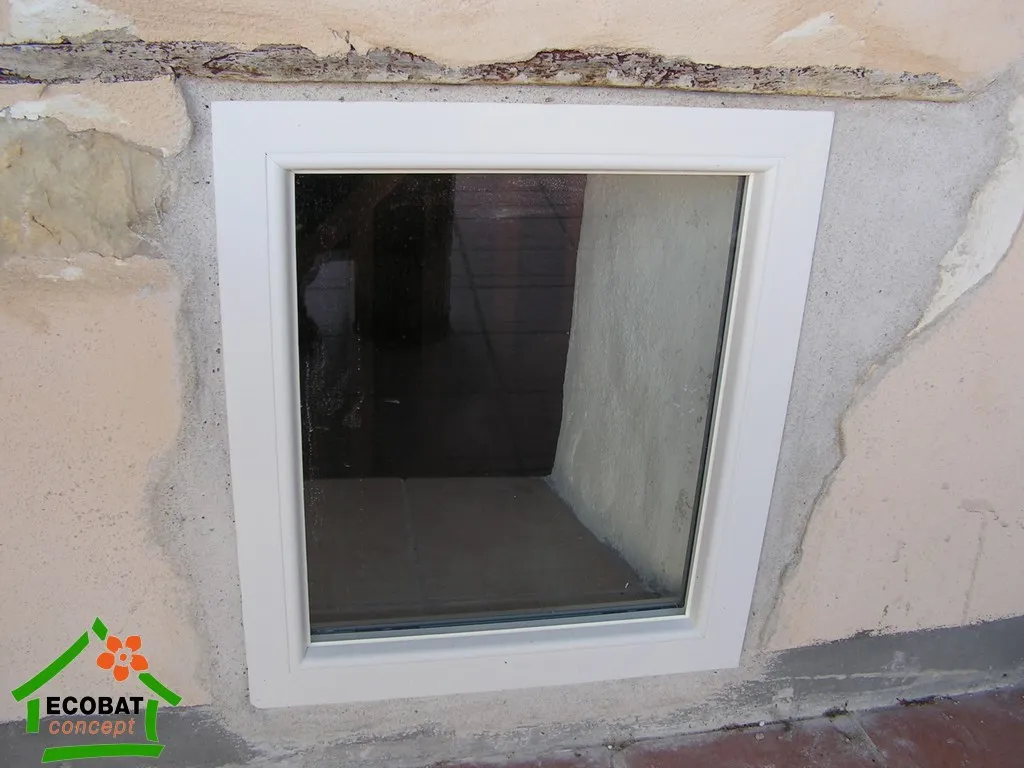 Pose de fenêtres bois double vitrage sur mesure à Lézan - Photo 10