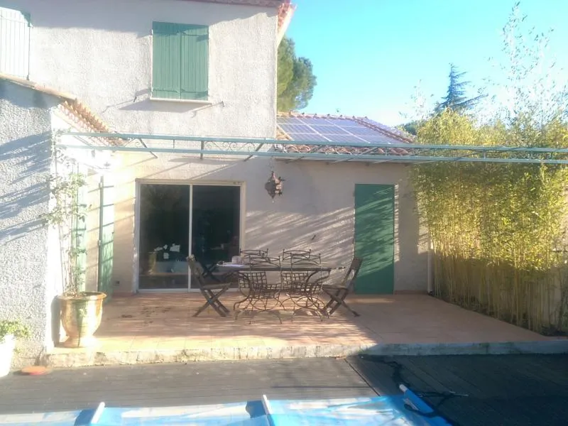Pose d'une pergola bioclimatique à Nîmes (30000) — réalisation 2 - Photo 1