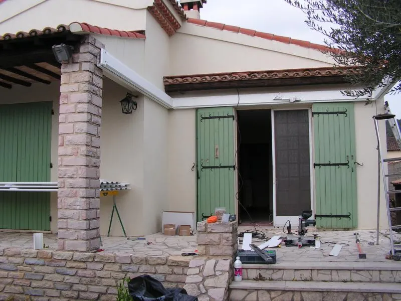 Nîmes (30000) — Pergola bioclimatique - Photo 1