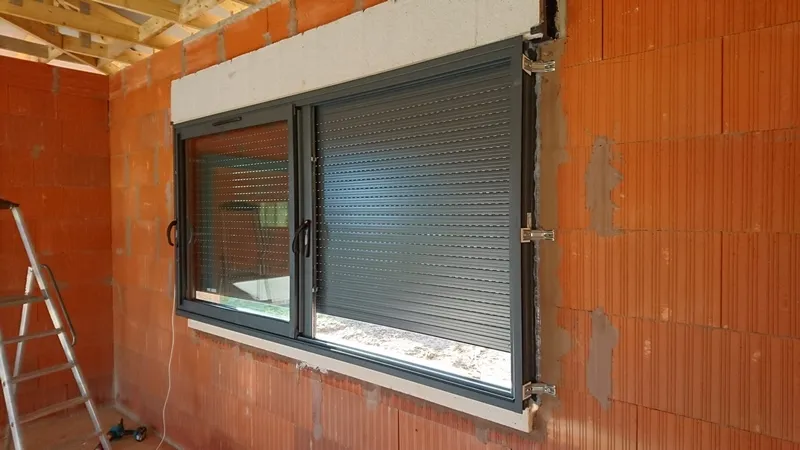 Alès - 30100 - Pose en neuf menuiseries alu sur mesure - Photo 17