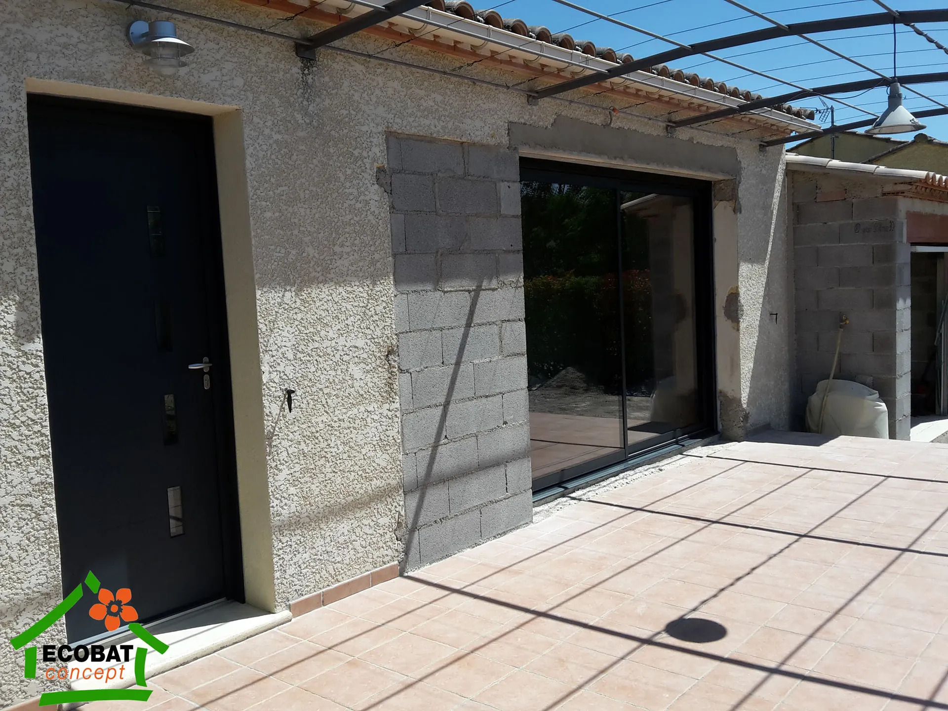 Saint-Chaptes - PORTE ENTREE et COULISSANT ALU - Photo 1