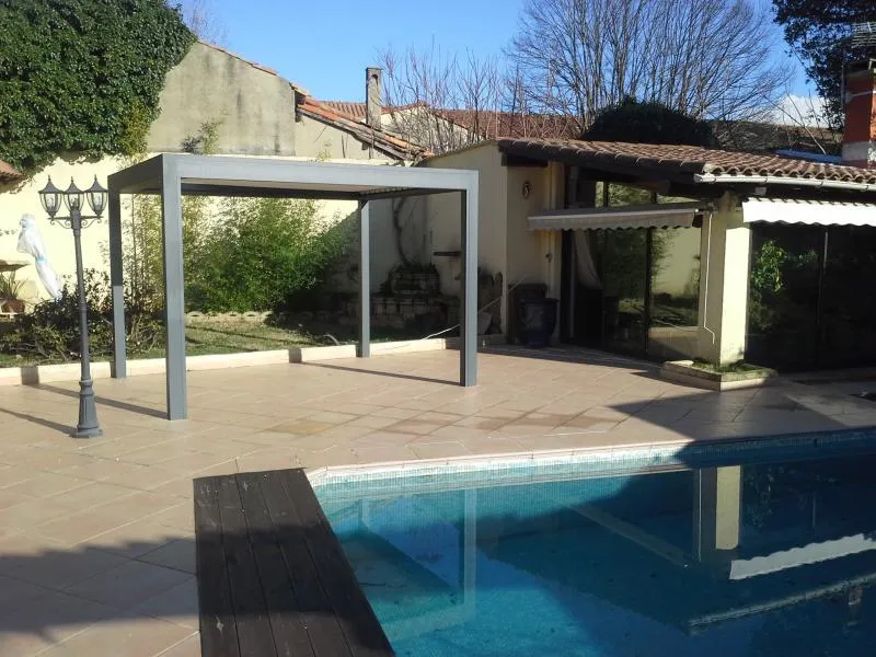 Salindres - 30340 - Pose d'une pergola bioclimatique - Photo 7