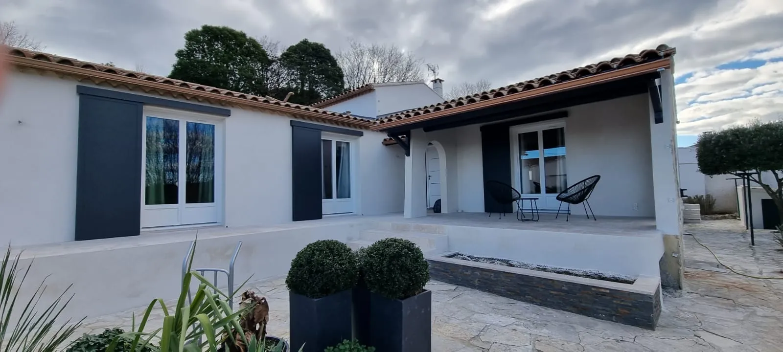 Pose de volets coulissants aluminium sur mesure à Dions - Photo 3